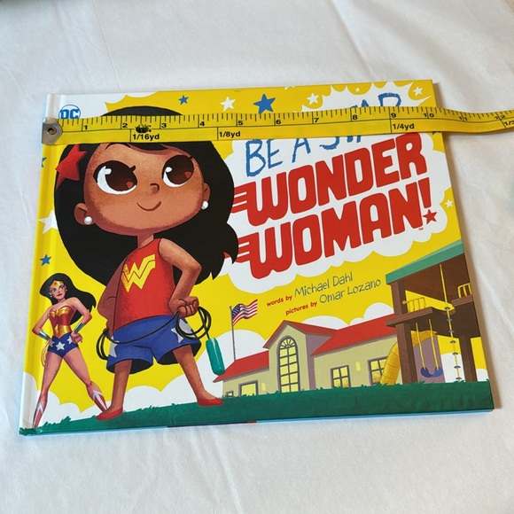 🍀2/10.00🍀 DC Be A Star, Wonder Woman hardcover like new condition - Picture 11 of 12